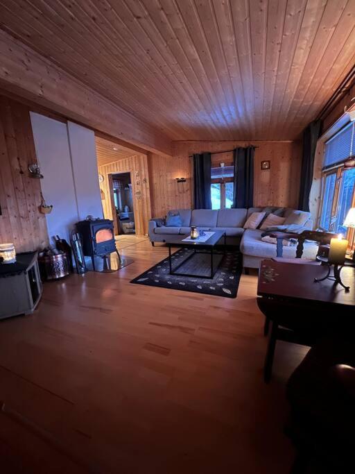 Cozy And Spacious Cabin Svensby Экстерьер фото