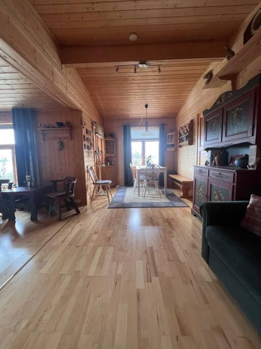 Cozy And Spacious Cabin Svensby Экстерьер фото