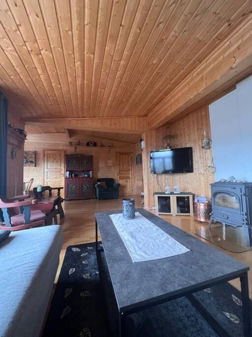 Cozy And Spacious Cabin Svensby Экстерьер фото